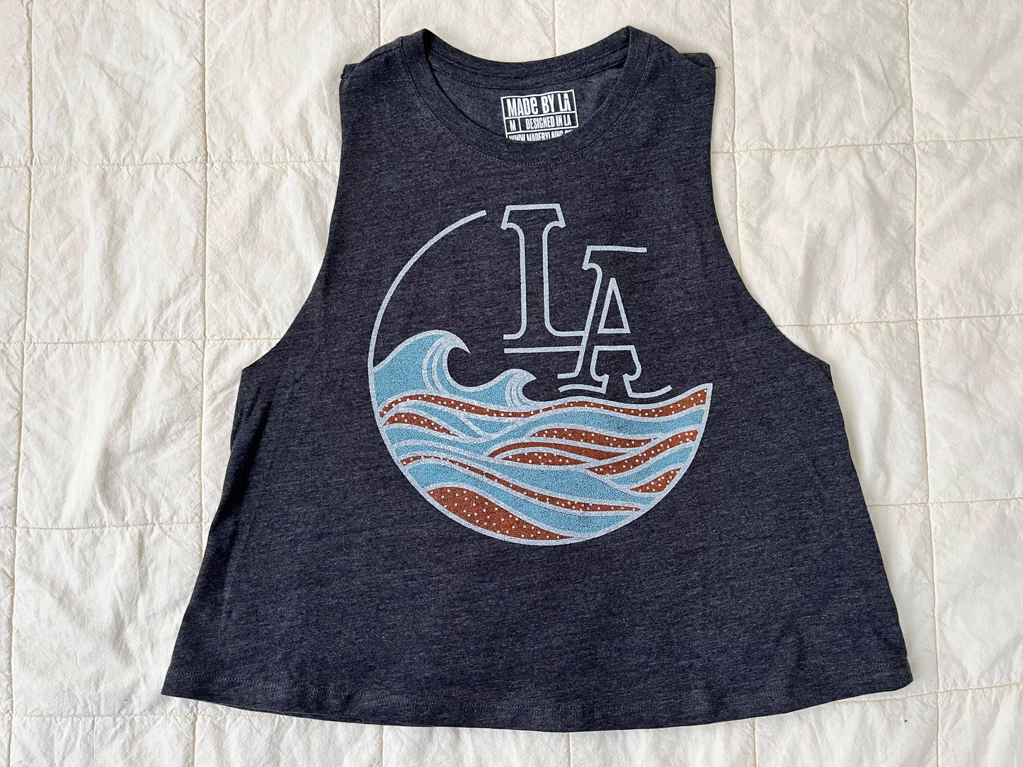 LA Waves Tank