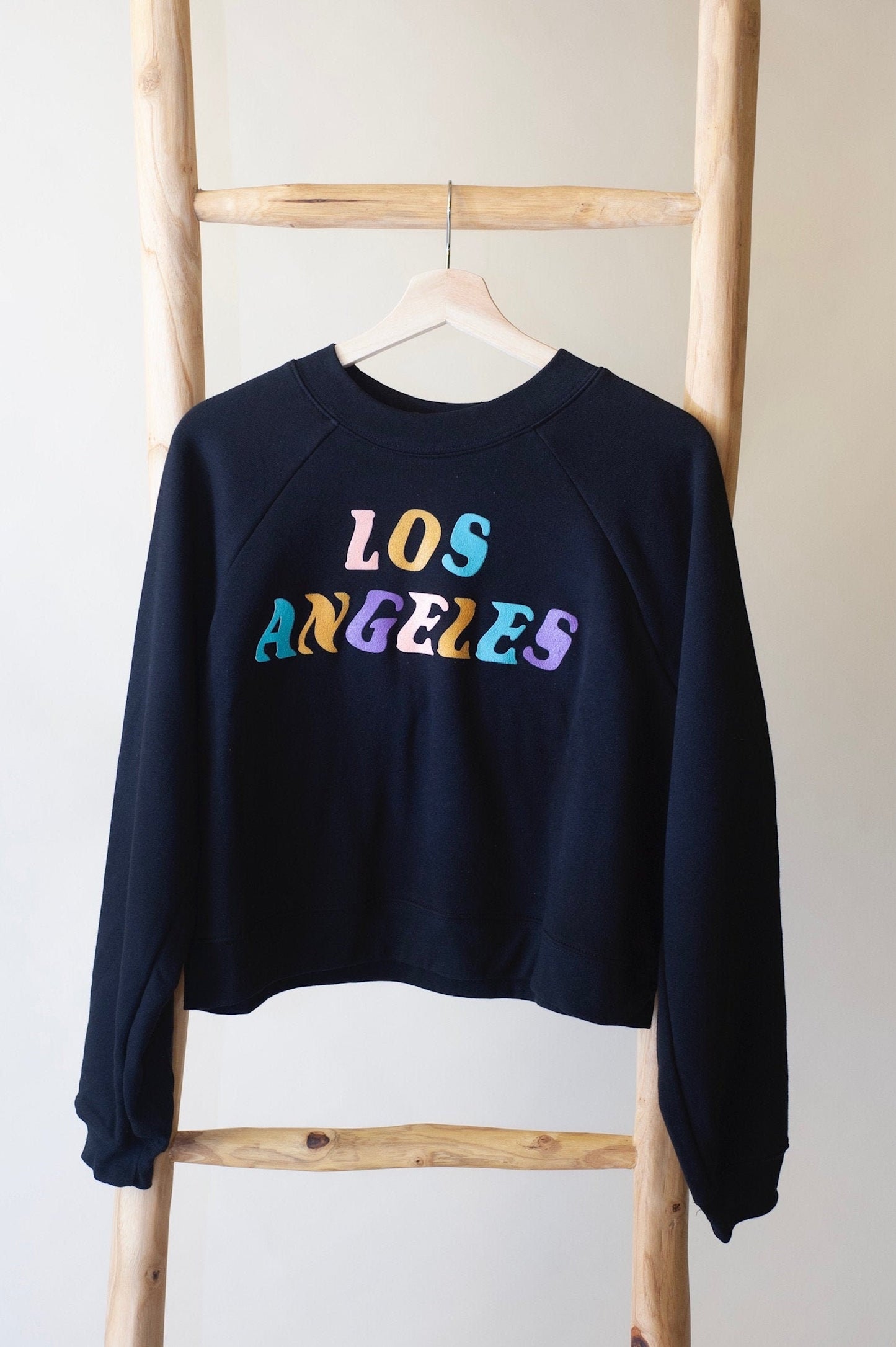 Black Retro Los Angeles Raglan Pullover