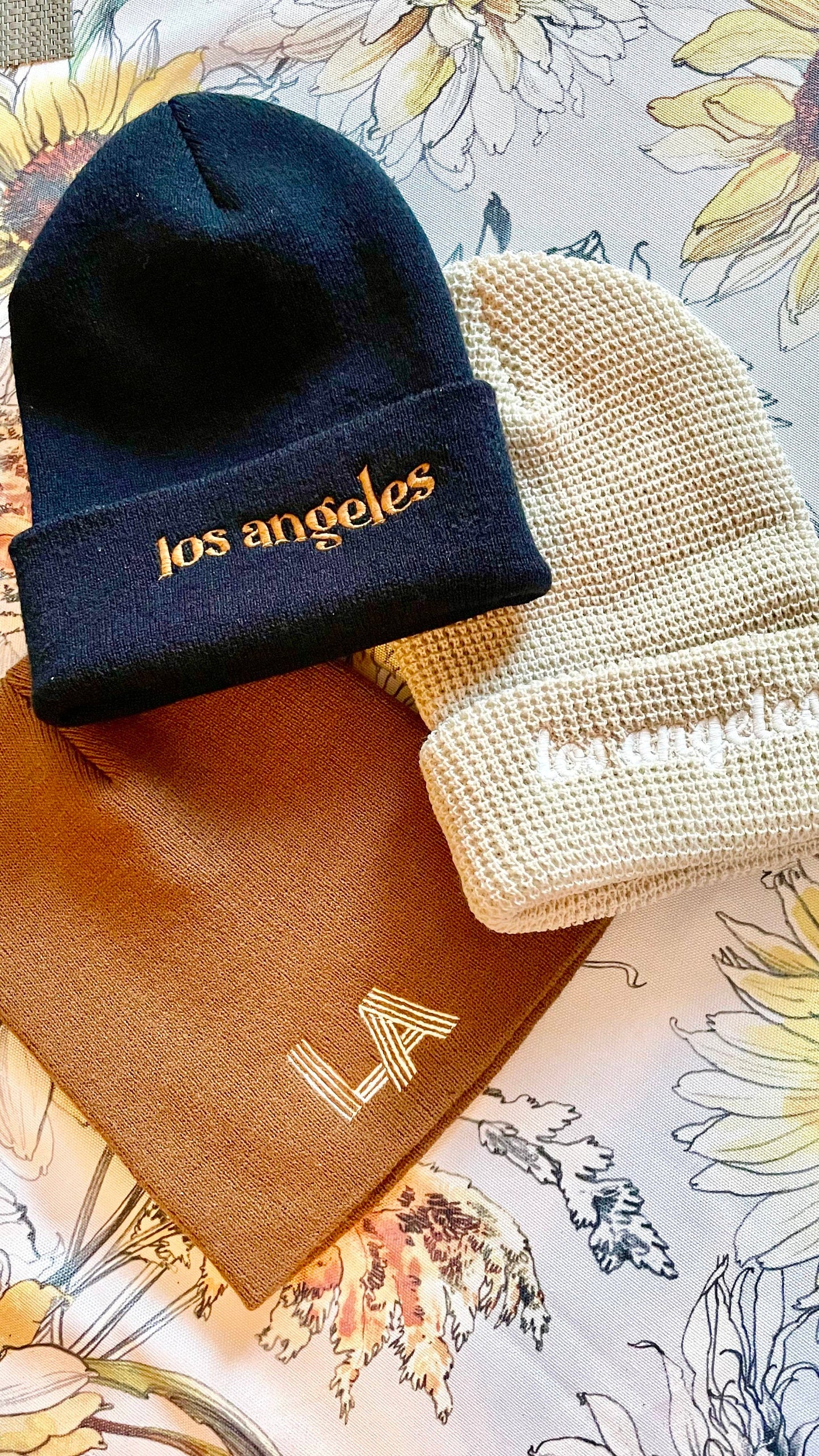 Heather Charcoal Ribbed with Ivory Los Angeles 12" Beanie